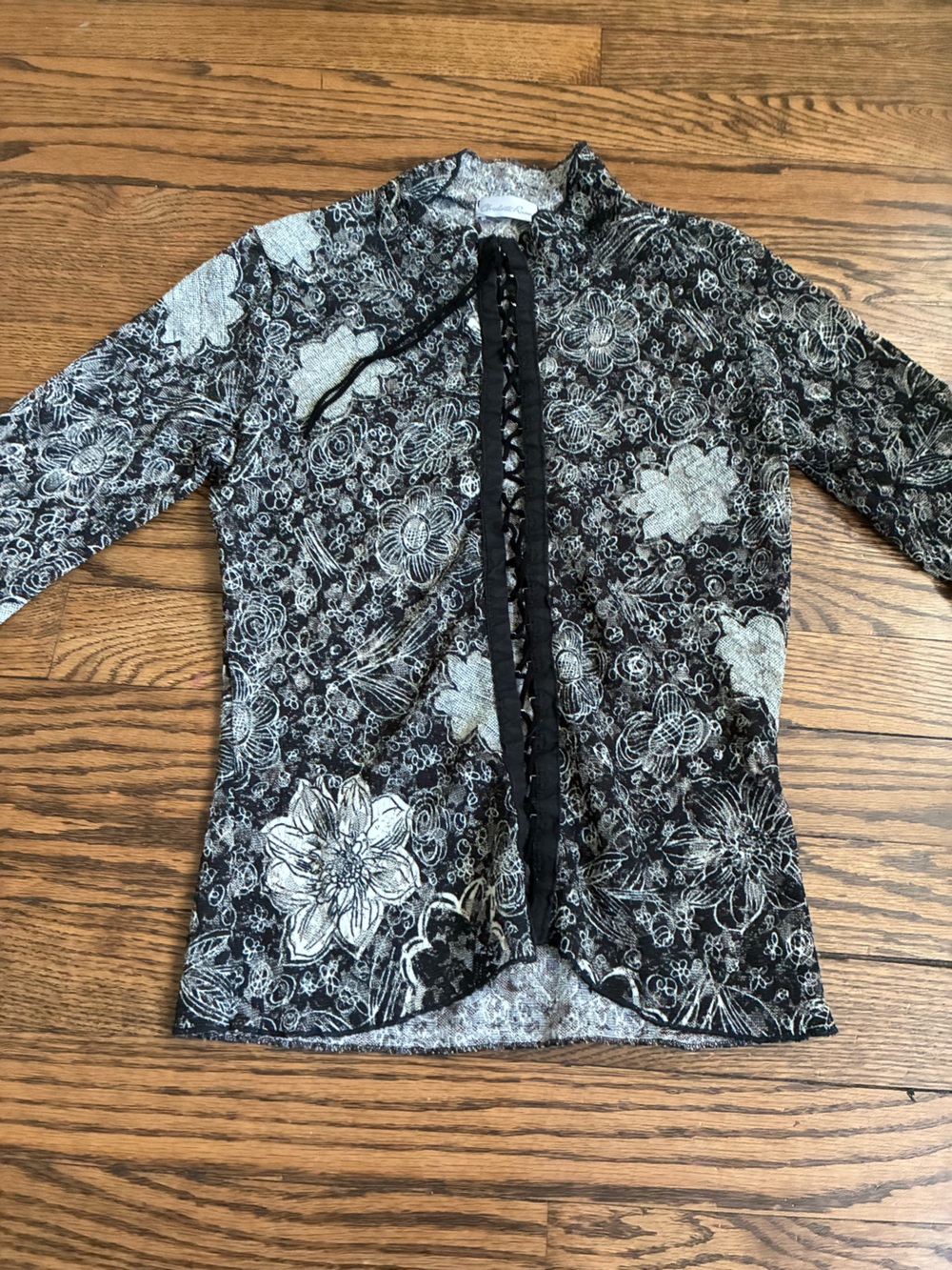 RARE Made in USA Black & White Floral Lace-Up Cardigan Top | Whimsigoth Y2K